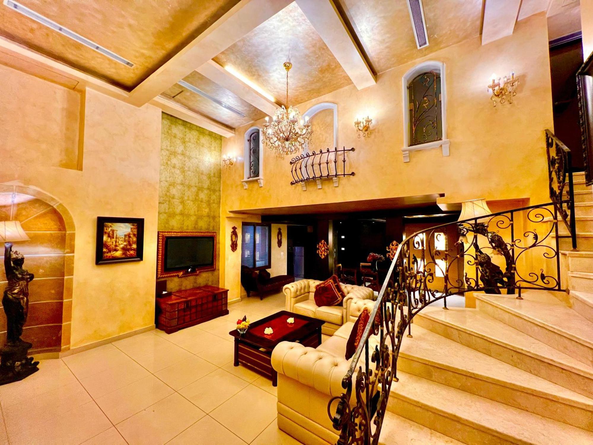 Queens Suite Hotel Beirut Luaran gambar