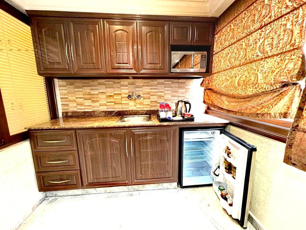 Queens Suite Hotel Beirut Luaran gambar