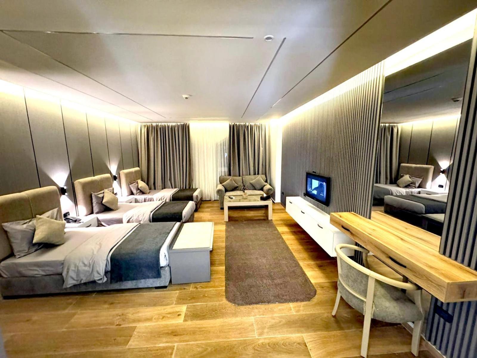 Queens Suite Hotel Beirut Luaran gambar