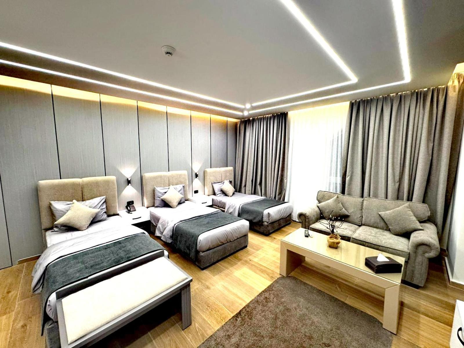 Queens Suite Hotel Beirut Luaran gambar