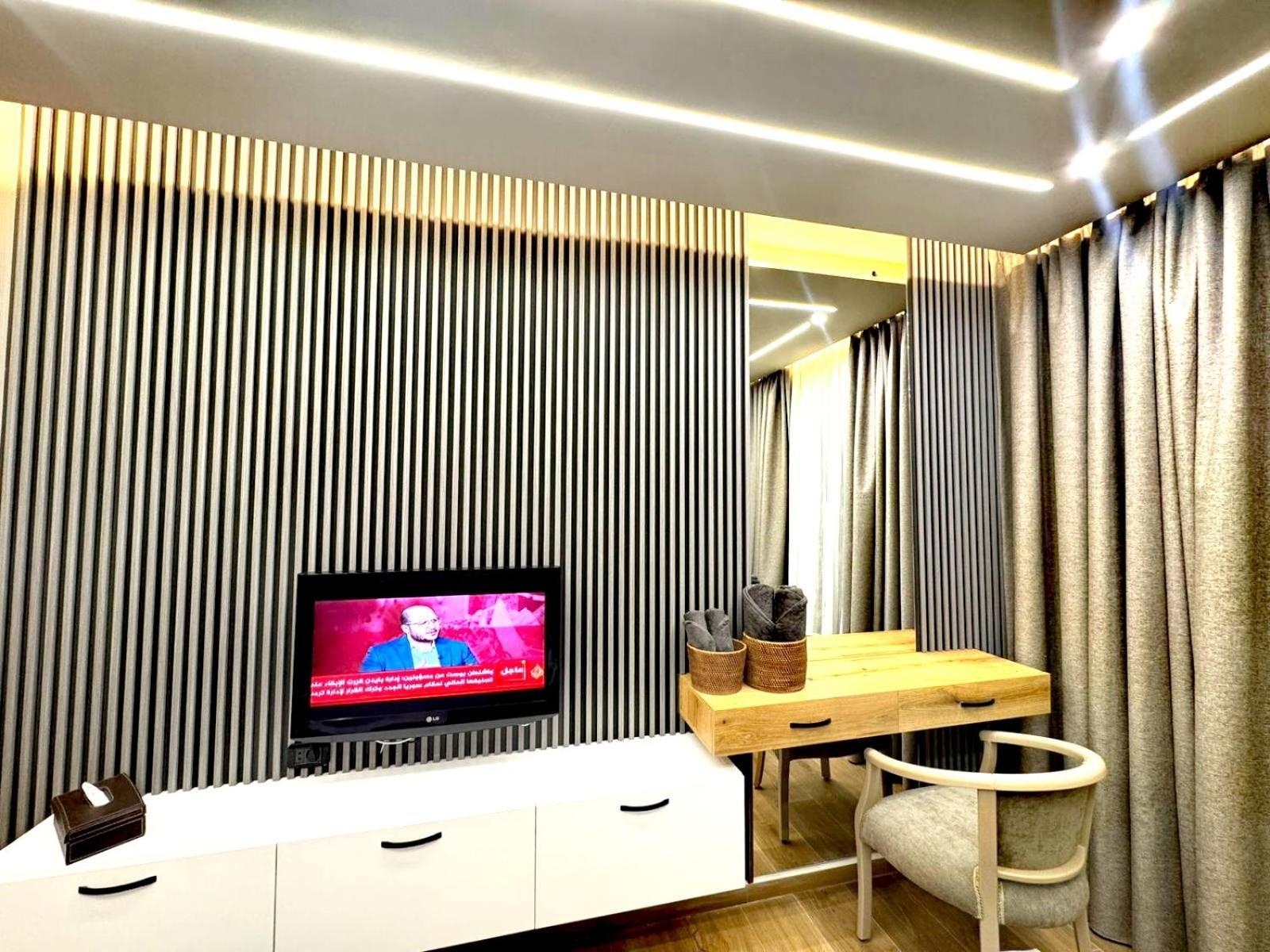 Queens Suite Hotel Beirut Luaran gambar