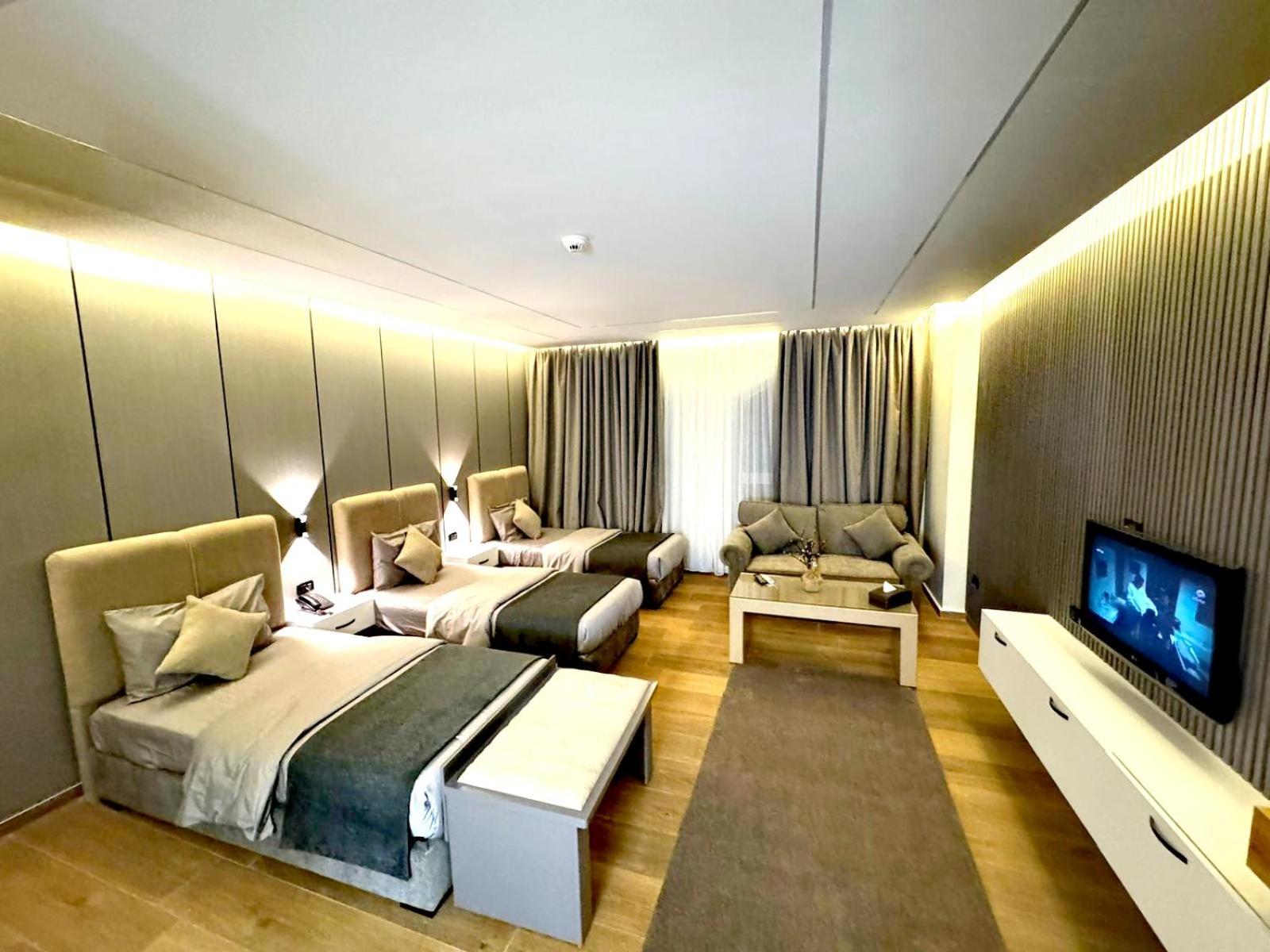 Queens Suite Hotel Beirut Luaran gambar