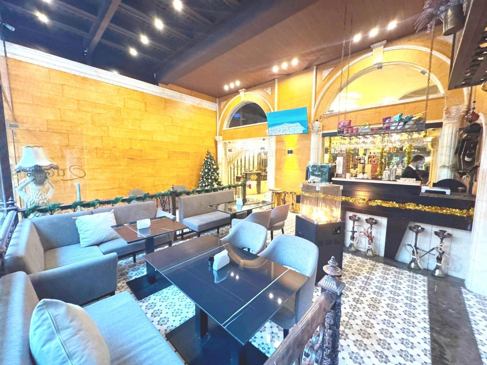Queens Suite Hotel Beirut Luaran gambar