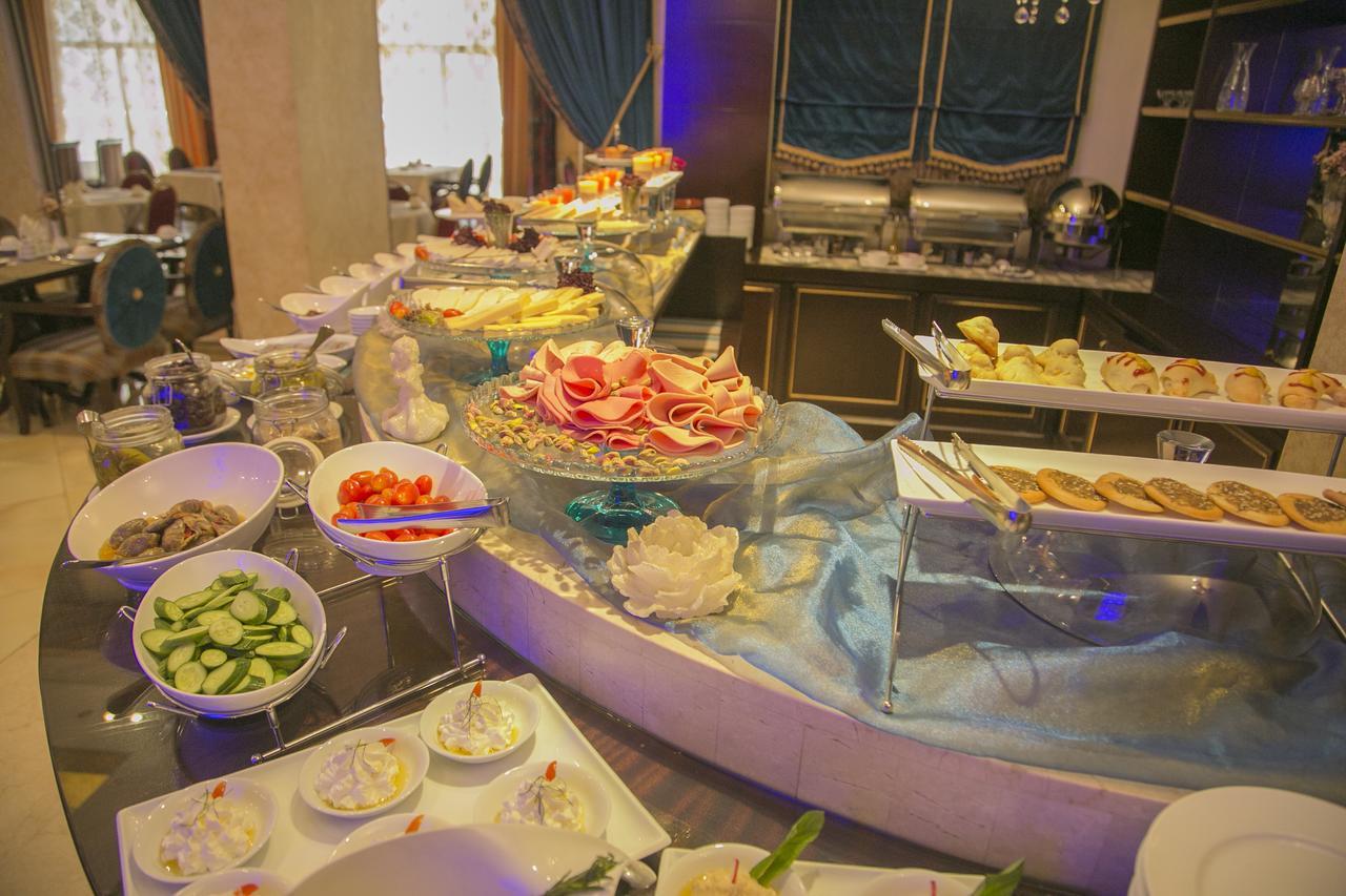 Queens Suite Hotel Beirut Luaran gambar